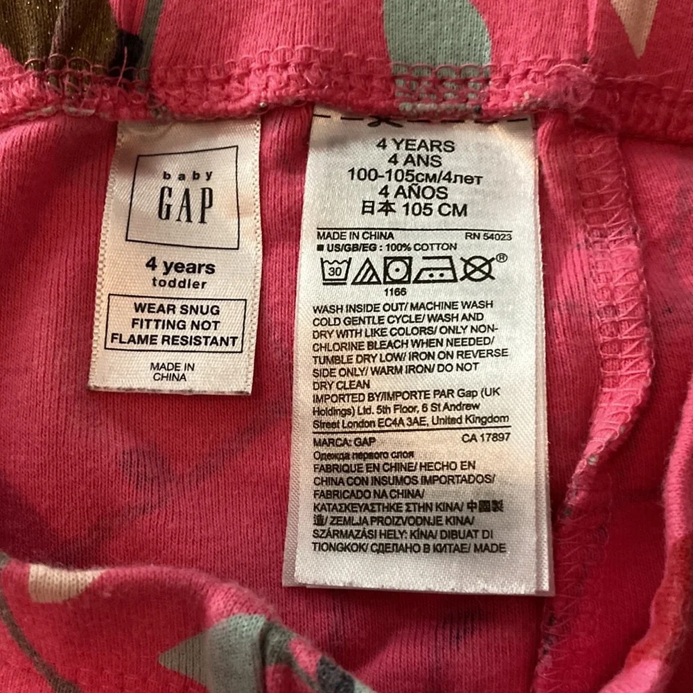 Girls pajamas baby Gap size 4 years toddler